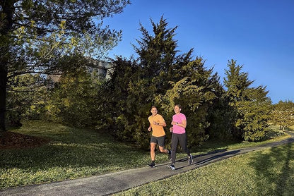 Garmin Forerunner 55 (Whitestone), Smartwatch running con GPS, Cardio, Piani di allenamento inclusi, VO2max, Allenamenti personalizzati, Connect IQ, Taglia unica